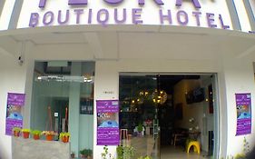 Hotel Flora Plus